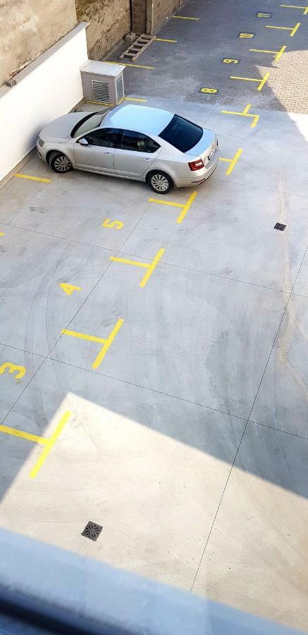 Uki-Modern Apartment With Parking Novi Sad Dış mekan fotoğraf